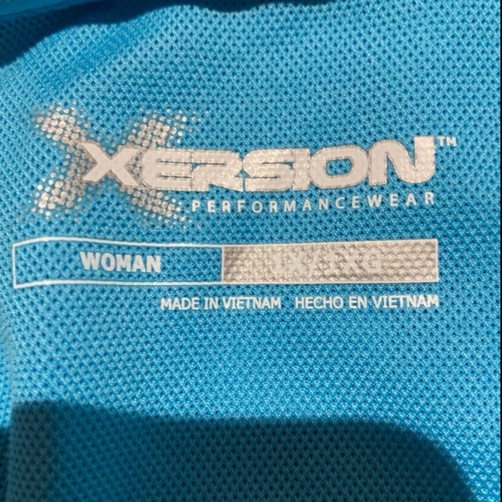 Workout top - Picture 4 of 5